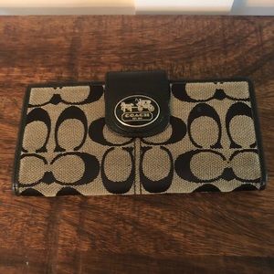Coach wallet
